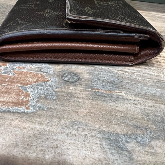 Authentic Louis Vuitton, wallet - Picture 4 of 10